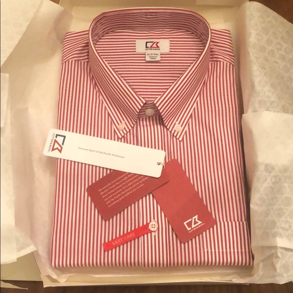 BRAND NEW Cutter and Buck men’s short sleeve shirt
